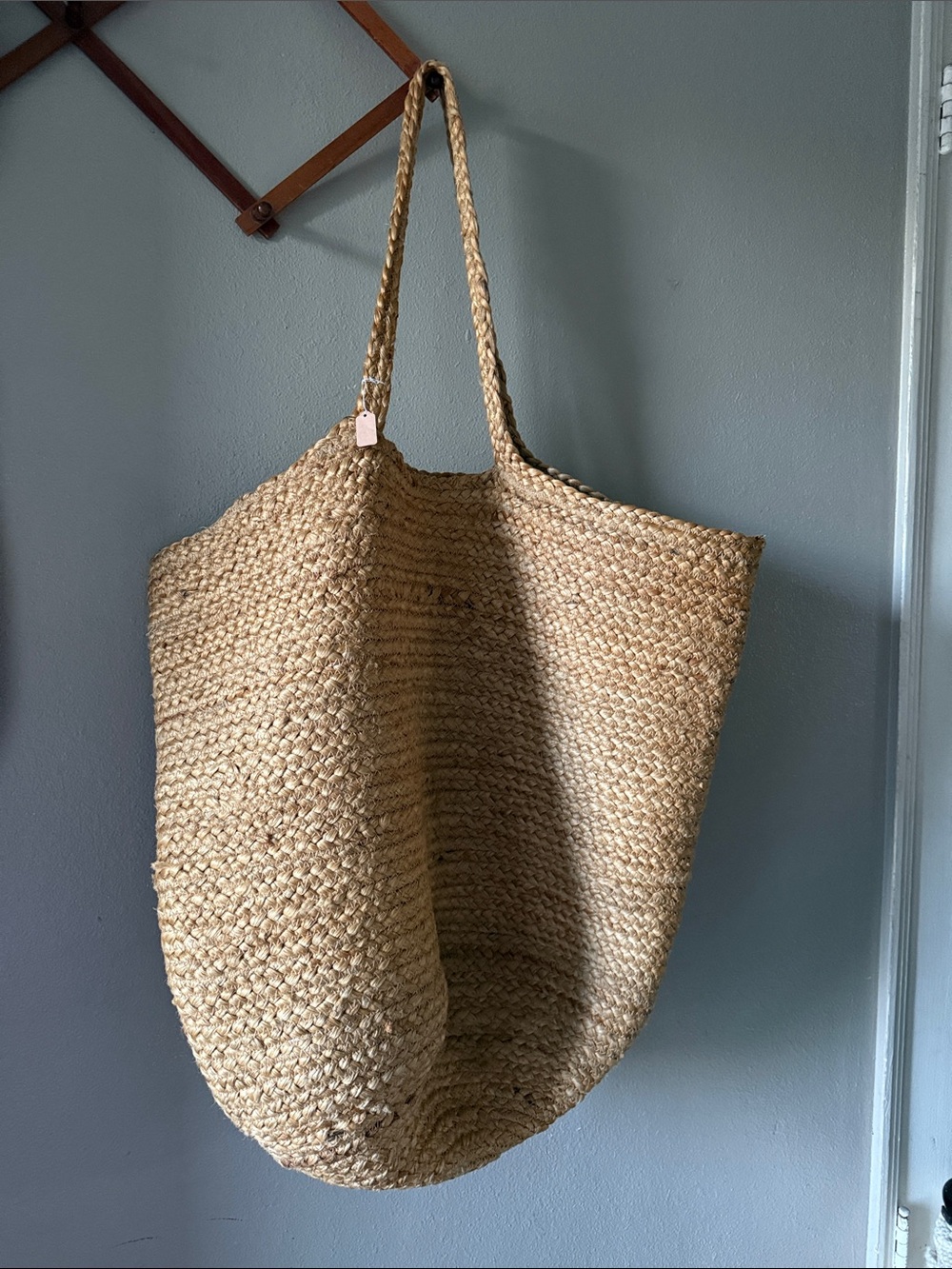 Natural Woven Straw Tote Bag - Neutral Large - Picture 2 of 8